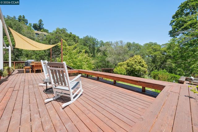 3620 Madrone Dr., Lafayette, CA 94549