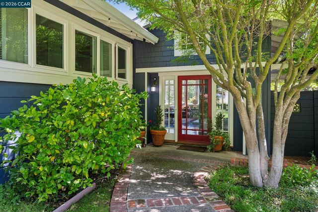 3620 Madrone Dr., Lafayette, CA 94549