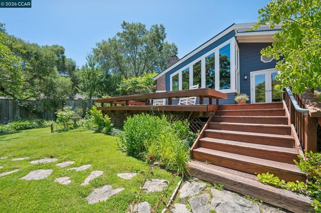3620 Madrone Dr., Lafayette, CA 94549
