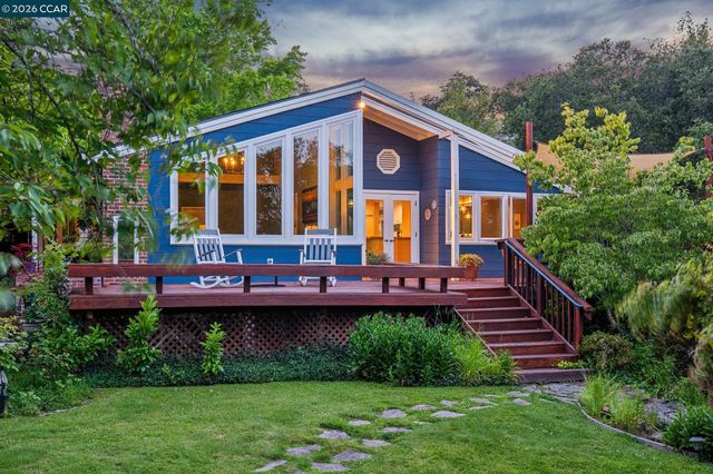 3620 Madrone Dr., Lafayette, CA 94549