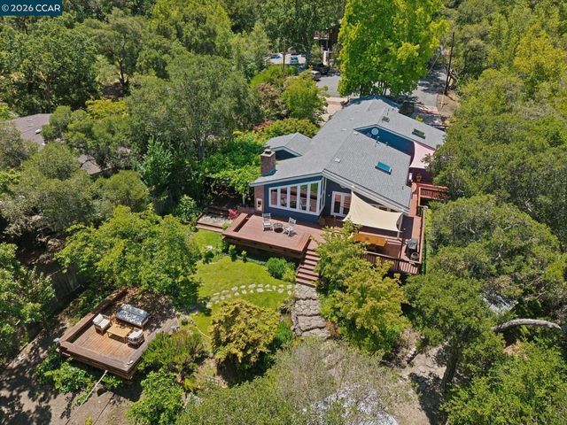 3620 Madrone Dr., Lafayette, CA 94549