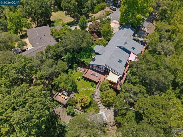 3620 Madrone Dr., Lafayette, CA 94549