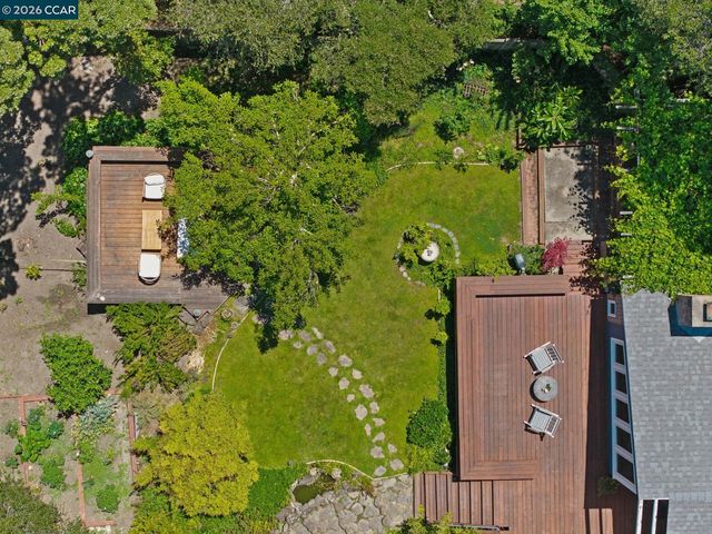 3620 Madrone Dr., Lafayette, CA 94549