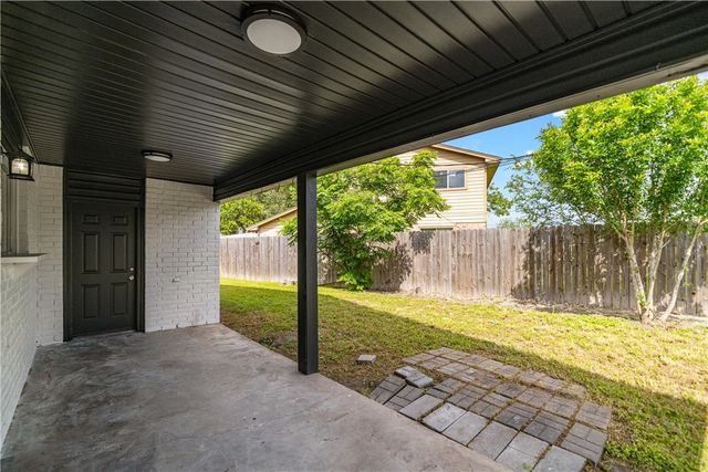 3610 Swiss Dr, Corpus Christi, TX 78415
