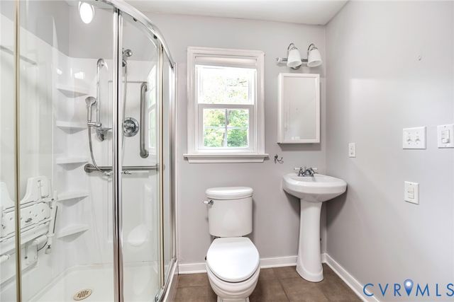 349 Wallingham Dr, Midlothian, VA 23114
