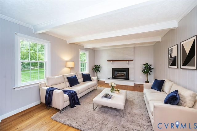 349 Wallingham Dr, Midlothian, VA 23114