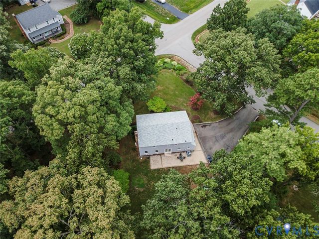 349 Wallingham Dr, Midlothian, VA 23114