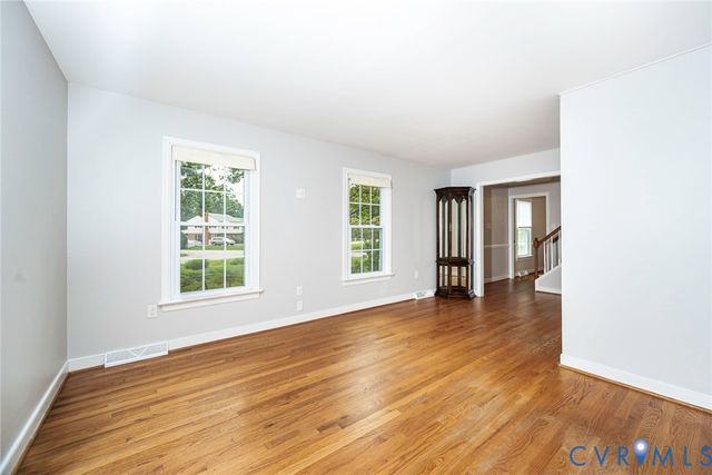 349 Wallingham Dr, Midlothian, VA 23114