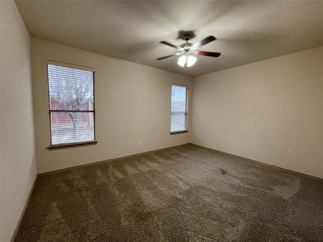 532 Baverton Lane, Fort Worth, TX 76052