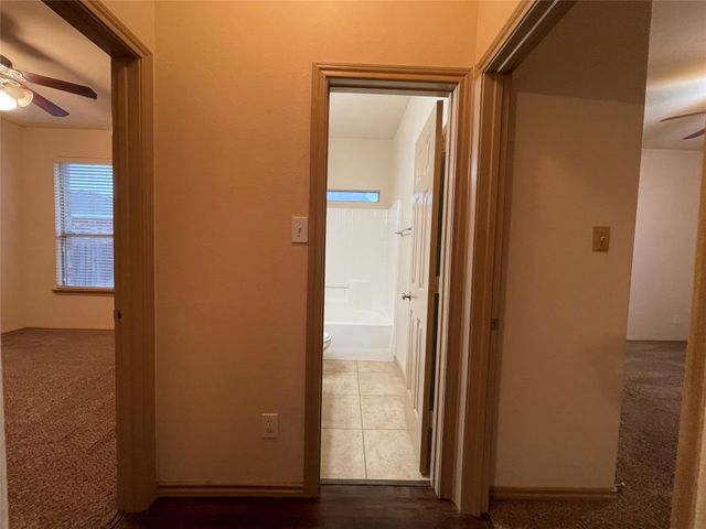 532 Baverton Lane, Fort Worth, TX 76052