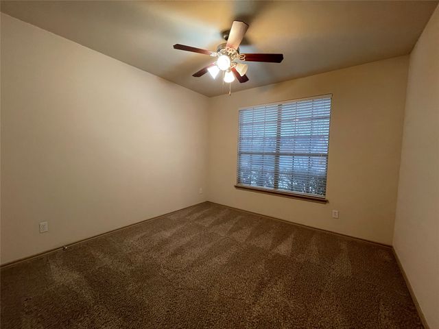 532 Baverton Lane, Fort Worth, TX 76052