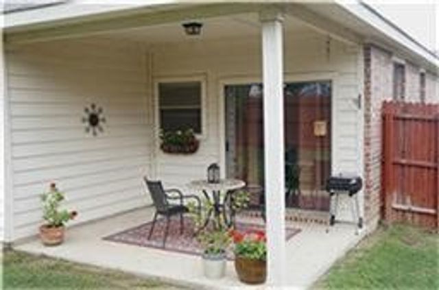 532 Baverton Lane, Fort Worth, TX 76052
