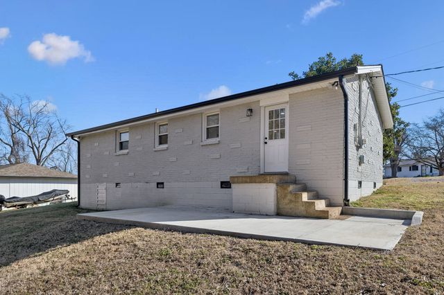 99 Thelma Dr, Mount Juliet, TN 37122