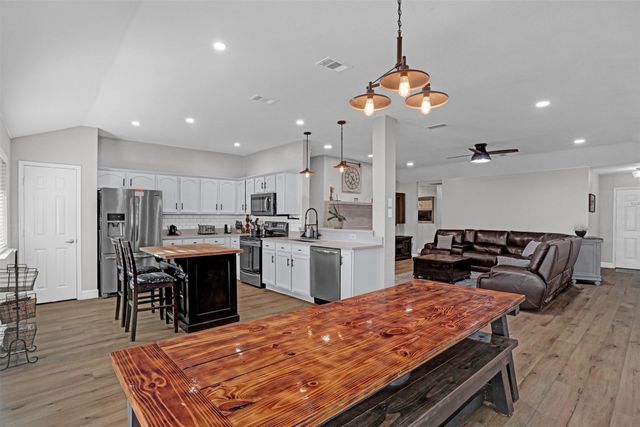 817 Andrews Court, Anna, TX 75409