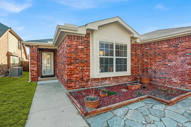 817 Andrews Court, Anna, TX 75409