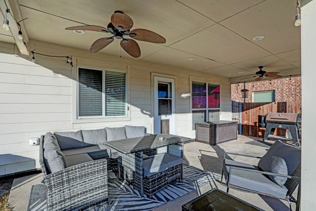 817 Andrews Court, Anna, TX 75409