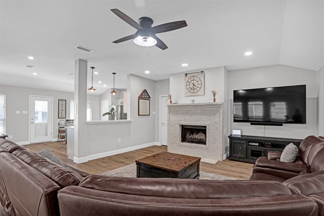 817 Andrews Court, Anna, TX 75409