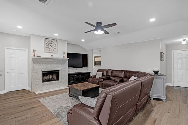 817 Andrews Court, Anna, TX 75409