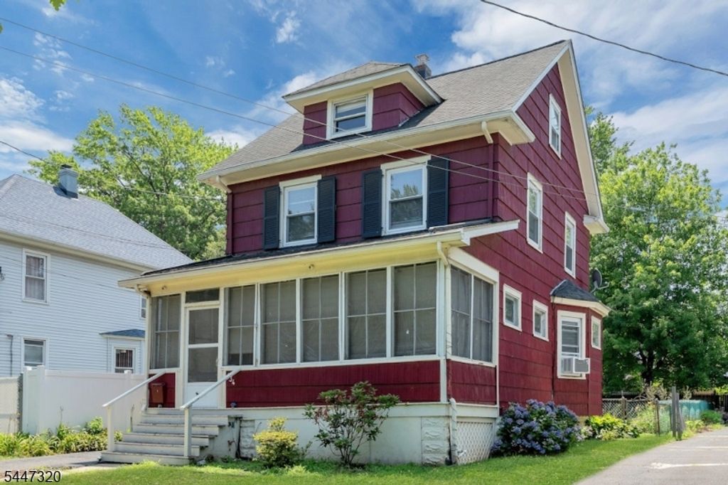 434 E 3Rd Ave, Roselle Boro, NJ 07203 — photo 2
