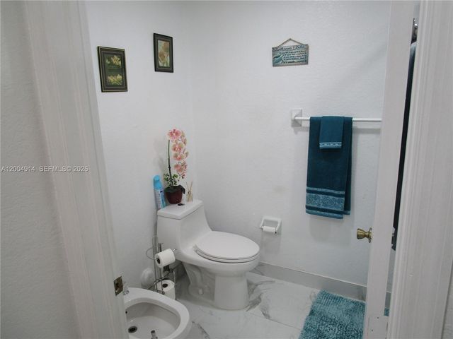 22100 SW 122nd Ct, Miami, FL 33170