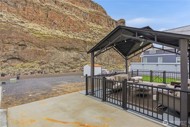 578 SW Section, Quincy, WA 98848