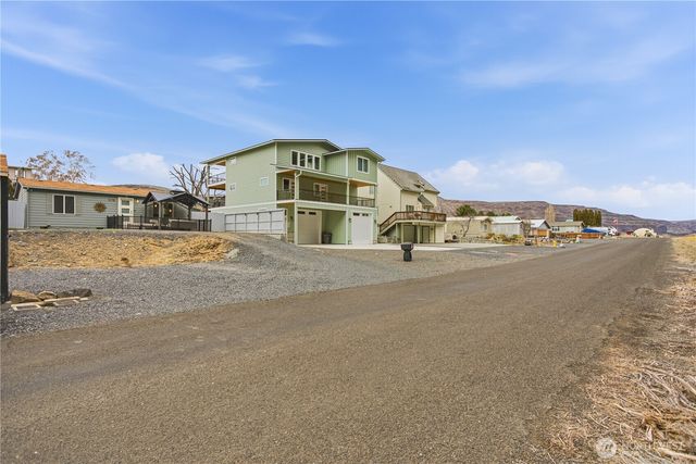 578 SW Section, Quincy, WA 98848