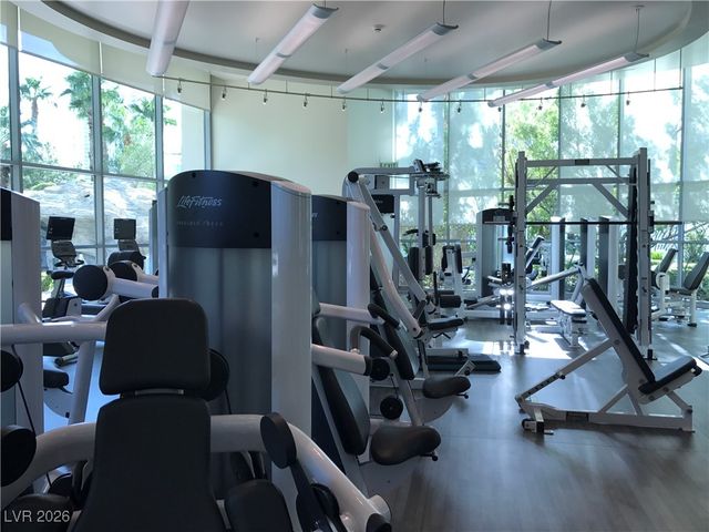 322 KAREN Avenue 1705, Las Vegas, NV 89109