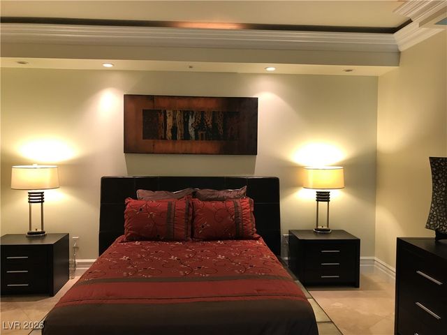 322 KAREN Avenue 1705, Las Vegas, NV 89109