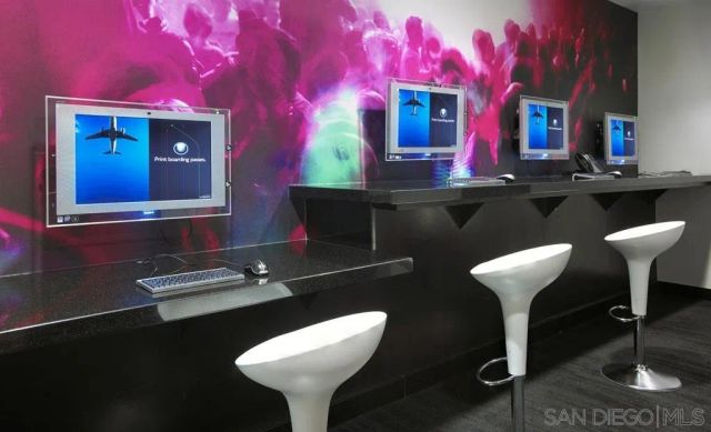 207 5Th Ave 737, San Diego, CA 92101