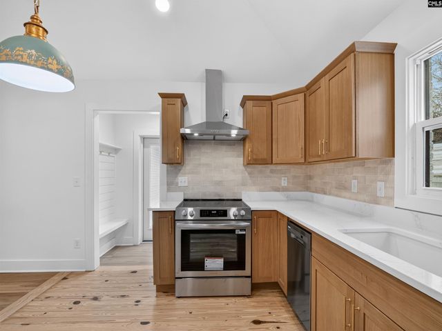 325 Wattling Road, West Columbia, SC 29170