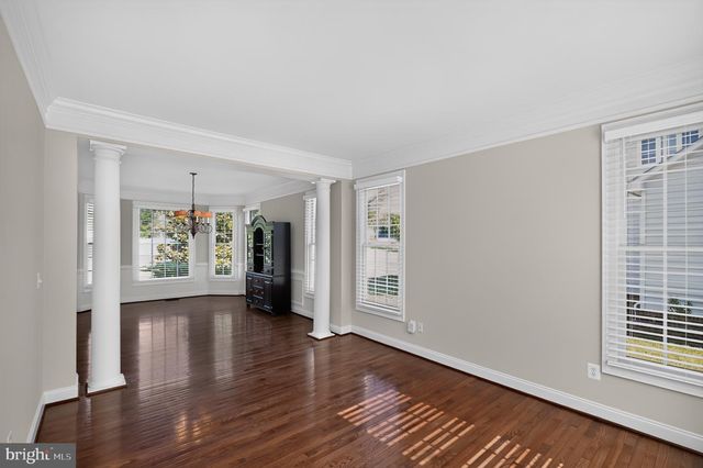 5434 SHERMAN OAKS CT, Haymarket, VA 20169