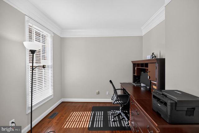 5434 SHERMAN OAKS CT, Haymarket, VA 20169