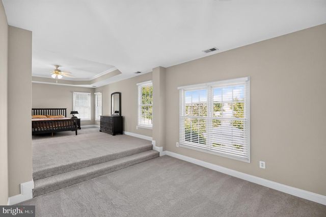 5434 SHERMAN OAKS CT, Haymarket, VA 20169