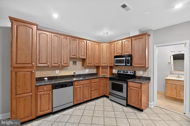 5434 SHERMAN OAKS CT, Haymarket, VA 20169