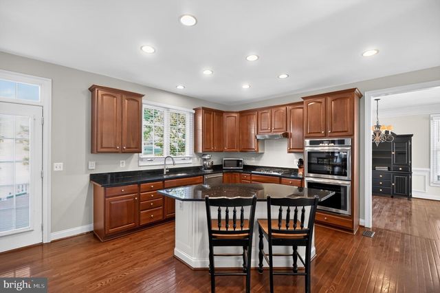 5434 SHERMAN OAKS CT, Haymarket, VA 20169