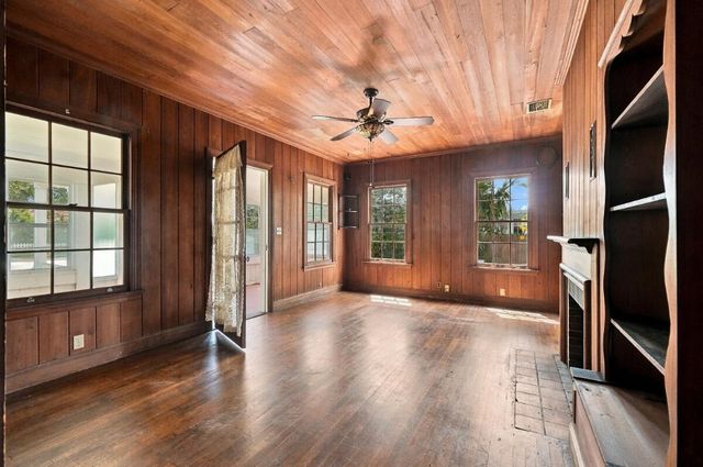 112 N Swinton Avenue, Delray Beach, FL 33444