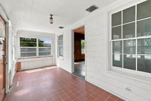 112 N Swinton Avenue, Delray Beach, FL 33444