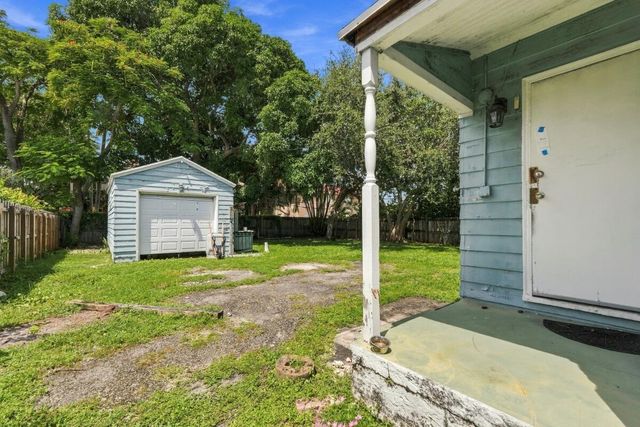 112 N Swinton Avenue, Delray Beach, FL 33444