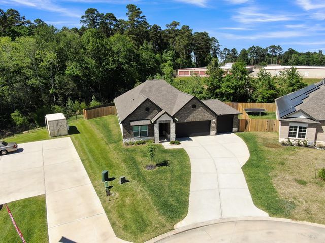 11696 Whirlaway Drive, Willis, TX 77318