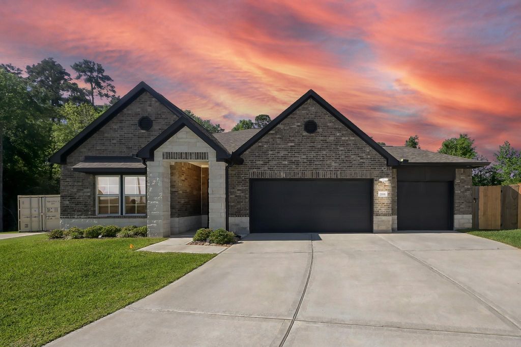 11696 Whirlaway Drive, Willis, TX 77318