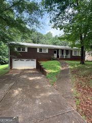 3827 Sherwood Drive, Douglasville, GA 30135