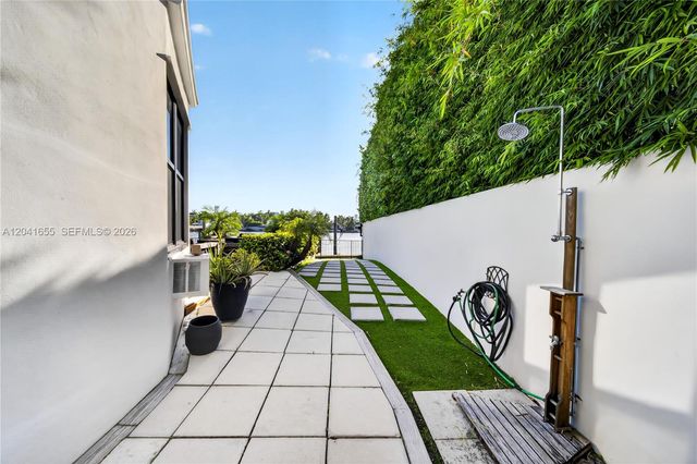 460 W Dilido Drive, Miami Beach, FL 33139