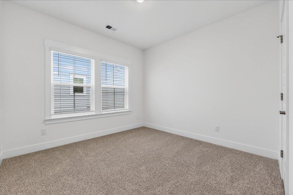 Image 23 of property listing at 362 Calm Water Way, Summerville, SC 29486