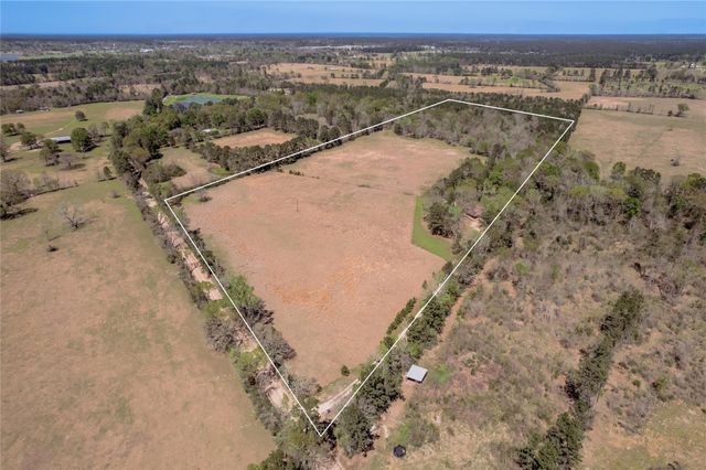 1533 Kickapoo Road, Groveton, TX 75845