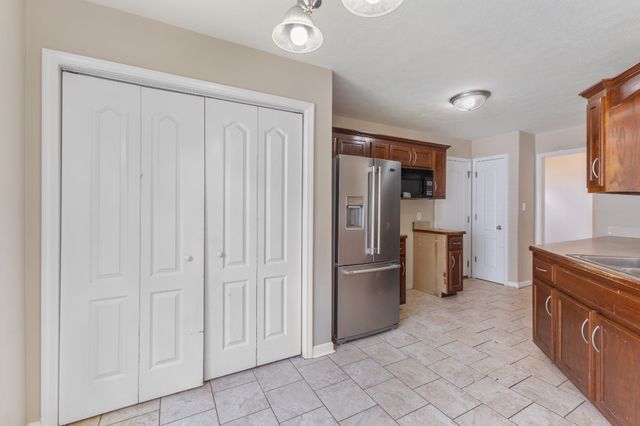 1409 Mutual Dr, Clarksville, TN 37042