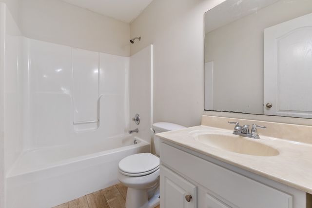 1409 Mutual Dr, Clarksville, TN 37042