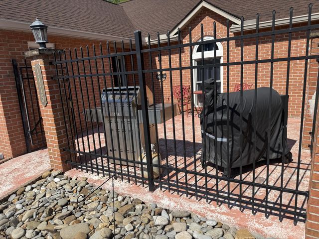 1115 Fairgrounds Court, Kingston, TN 37763