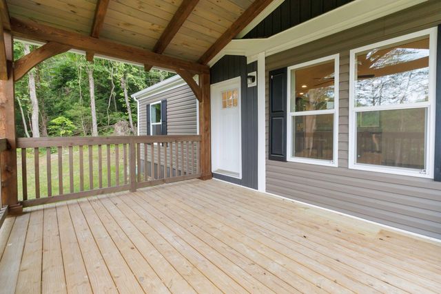 521 Carman Creek Road, Kings Mountain, KY 40442