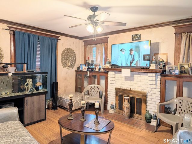 105 Washington Terrace, Bridgeport, CT 06604