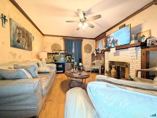 105 Washington Terrace, Bridgeport, CT 06604